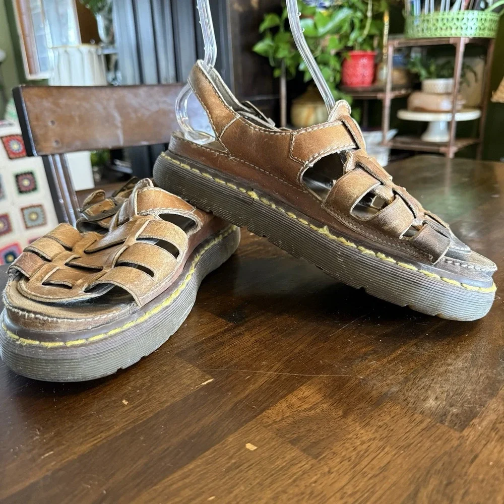 Dr. Martens Brown Leather Fisherman Buckle Sandals Vintage 90s Y2K Men's Read Sz
